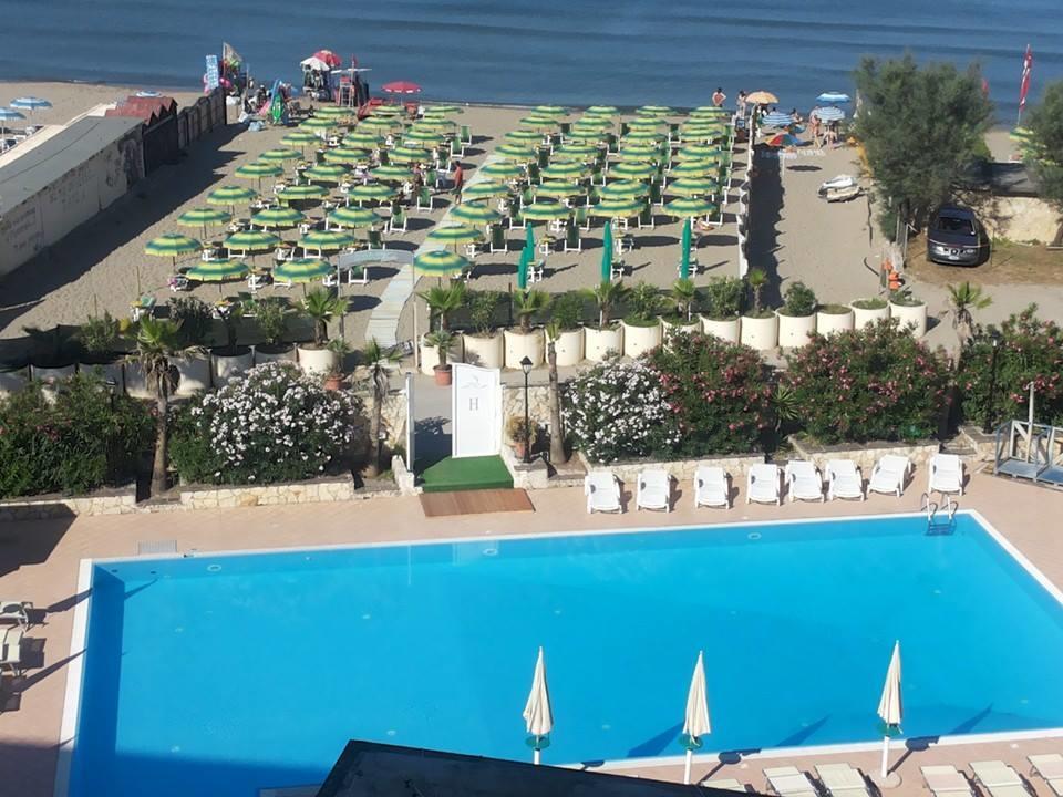 Hotel Club Sabbiadoro Battipaglia Dış mekan fotoğraf